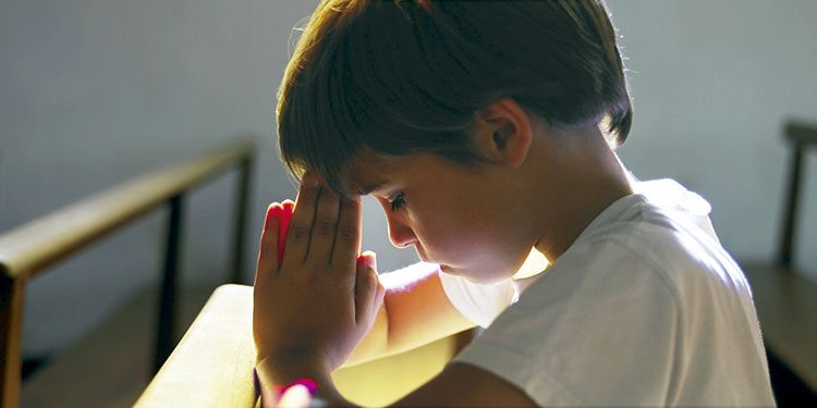 Inculcar la oración en  los hijos