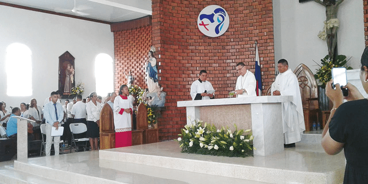 Con un especial rito, parroquia de Aguadulce reabre sus puertas