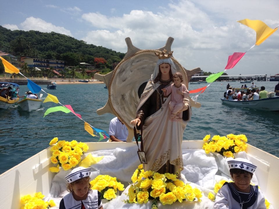 Virgen del Carmen intercesora de marianos y pescadores