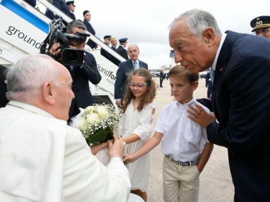 El papa Francisco ha llegado a Lisboa para encontrarse con los jóvenes del mundo