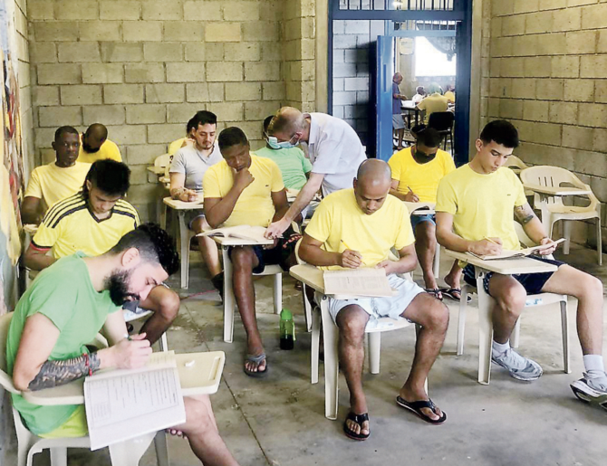 Educación: llave de la libertad que abre las puertas de las cárceles