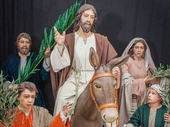 Las iglesias del Casco Antiguo: el camino de la fe en Semana Santa