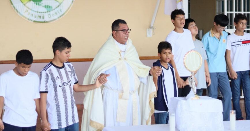 Colegios católicos responden al Pacto Educativo Global propuesto por el Papa