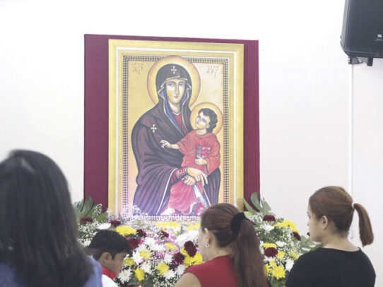 Un centro comercial, espacio de una capilla donde se vive la fe