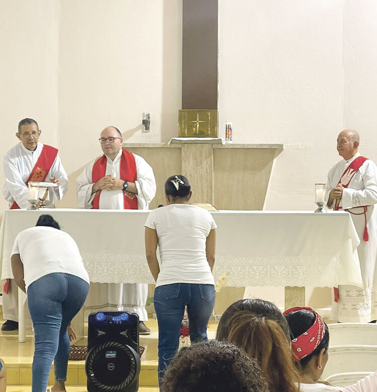 La reapertura de la capilla ha sido un pulmón espiritual para las privadas de libertad