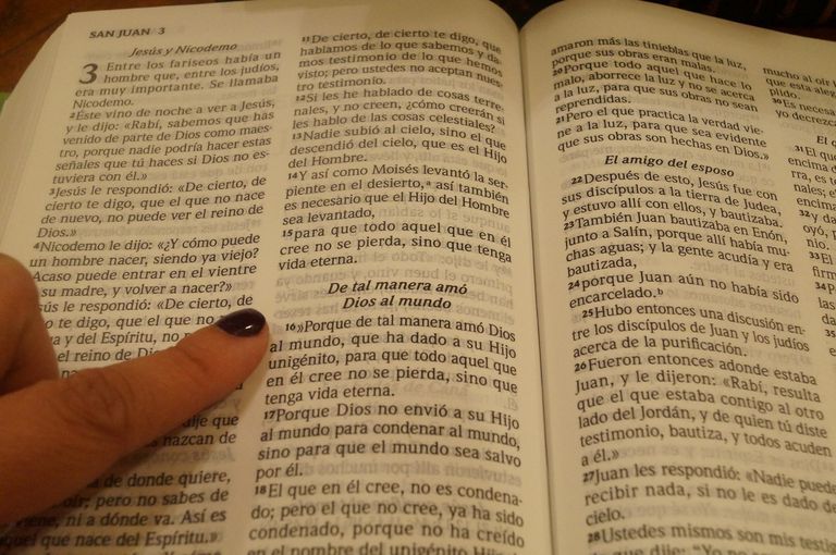 "No vivimos una religión del Libro"