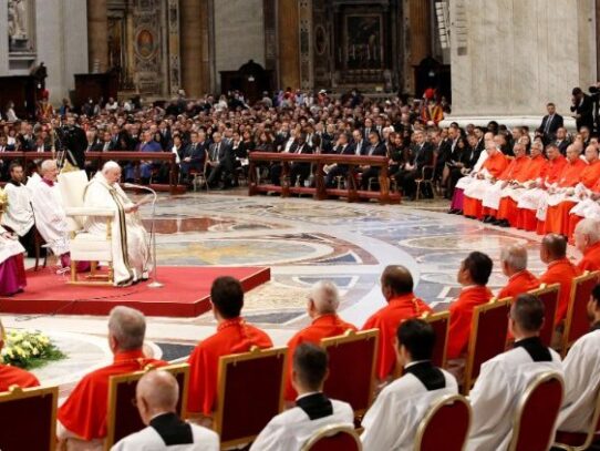 El Papa nombrará 21 nuevos cardenales, cinco de ellos de Latinoamérica