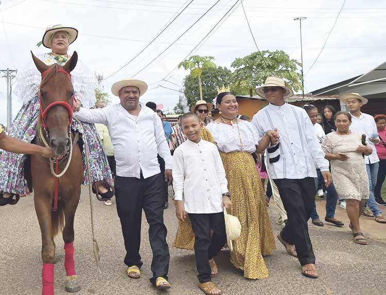 Reviven tradiciones de antaño en Felipillo