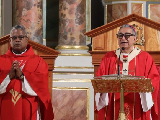 Monseñor Ulloa llama a la unidad en Pentecostés