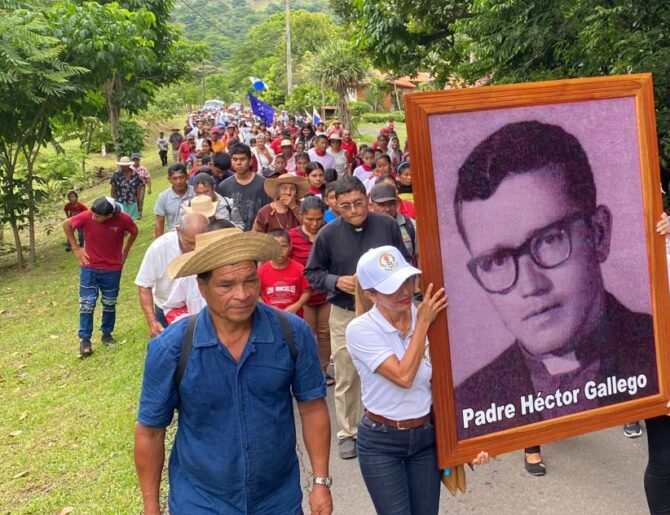 Iglesia exige verdad a 54 años de la desaparición del padre Héctor Gallego