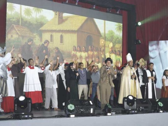 Una gala espiritual que enalteció la entrega y el servicio sacerdotal