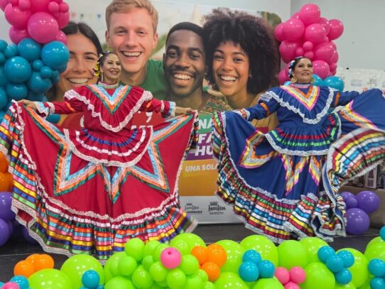 Migrantes y refugiados compartieron su cultura en el II Festival de las Naciones