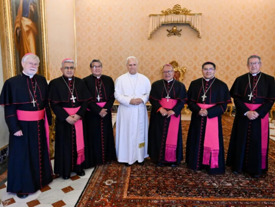 Obispos de Bolivia invitan al Papa León XIV a visitar su país