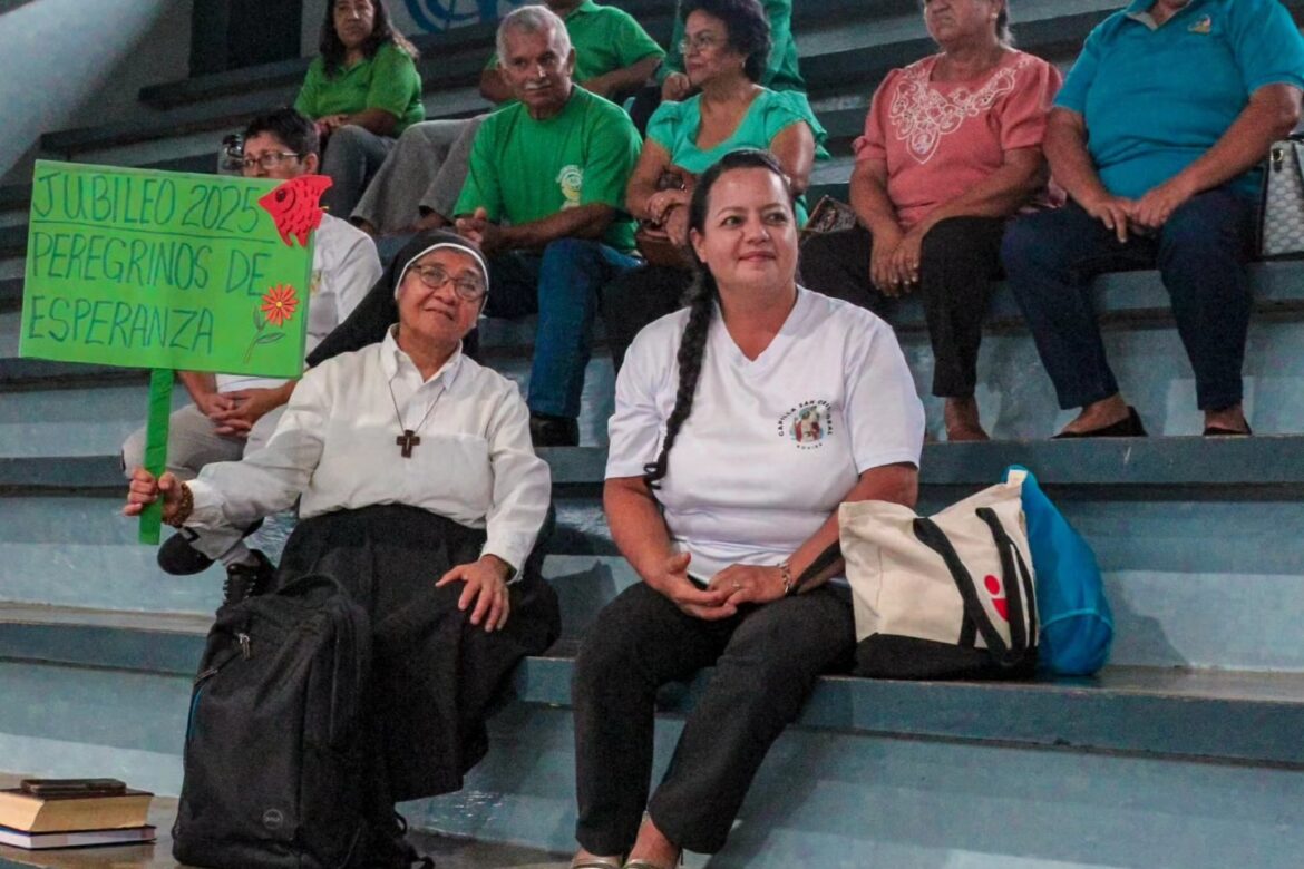 Catequistas de la Diócesis de David se reúnen para ser testigos del amor de Dios