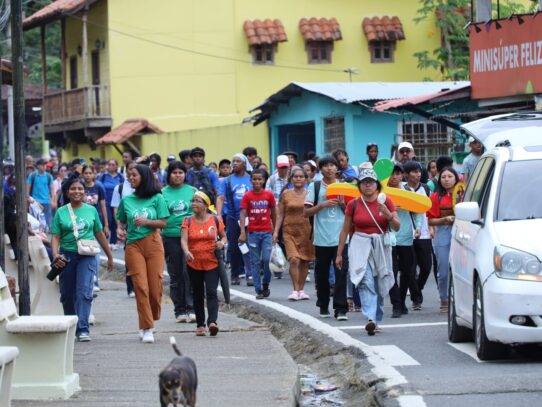 Juventud de Colón Kuna Yala peregrina al Cristo Negro de Portobelo para celebrar la alegría de la fe