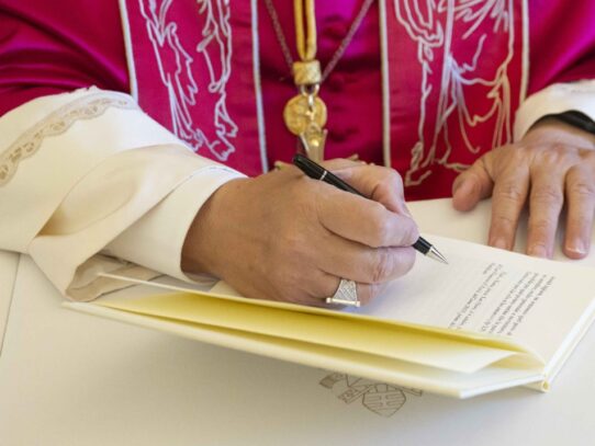 “Dilexi te”, León XIV: no se puede separar la fe del amor por los pobres