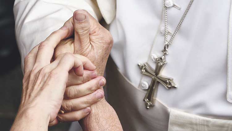 En el mundo hay más católicos, pero menos vocaciones para la misión