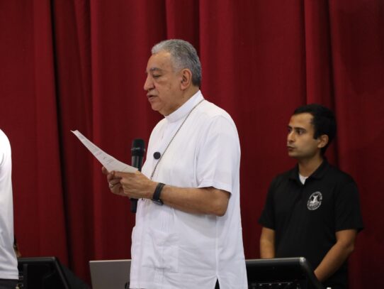Mons. Luis Marín de San Martín anima a la Iglesia en Panamá a vivir con valentía la sinodalidad