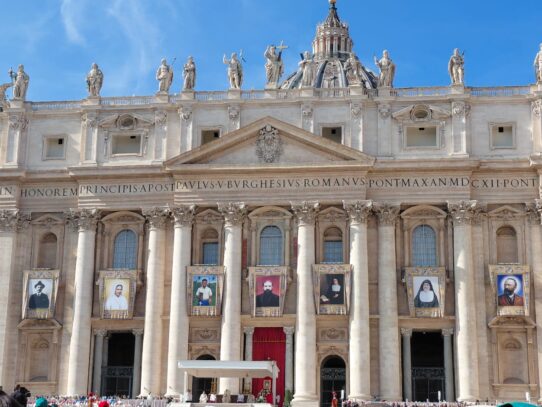 El papa León XIV proclama santos a los primeros venezolanos