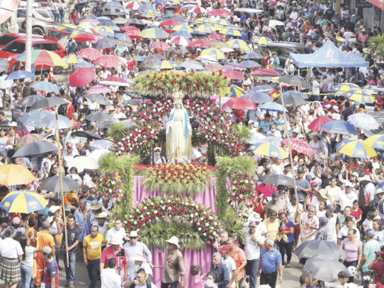 Devoción y esperanza marcan la fiesta de la Medalla Milagrosa