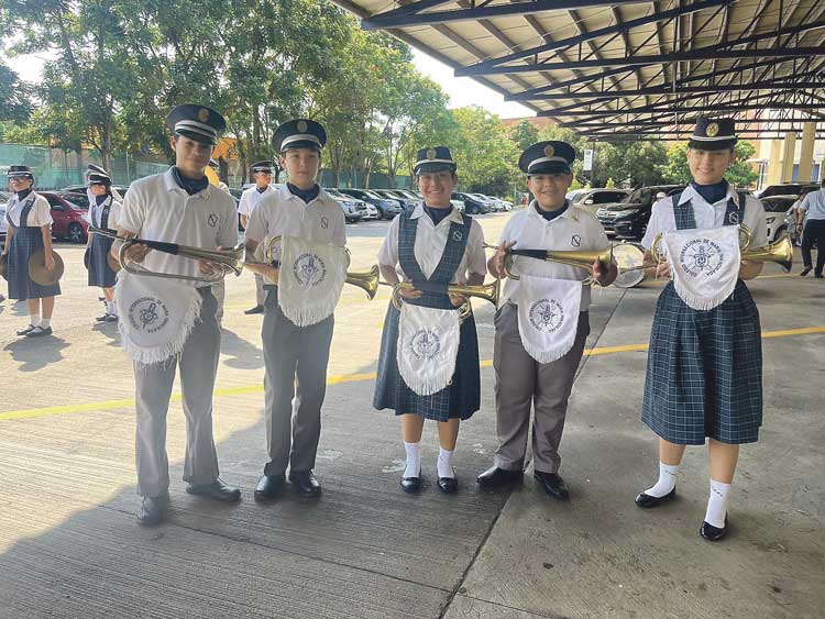 Los jóvenes rinden honores a Panamá con sus talentos