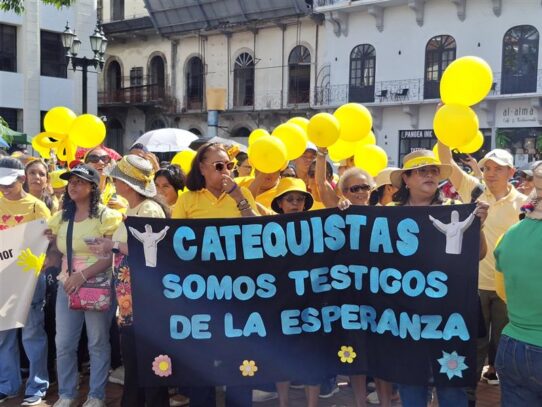 “El catequista solo puede transmitir la fe cuando la vive, la cree y la experimenta”