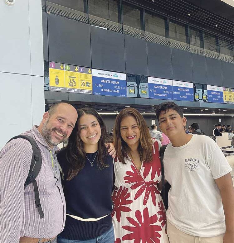 La casa queda en silencio, mientras el corazón aprende a soltar sin dolor