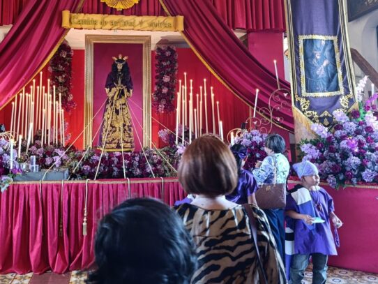 Los peregrinos del Nazareno, una larga caminata abrazada por la fe