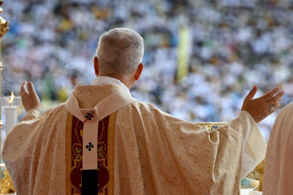 Papa León XIV concluye su viaje apostólico y se despide de Guinea Ecuatorial