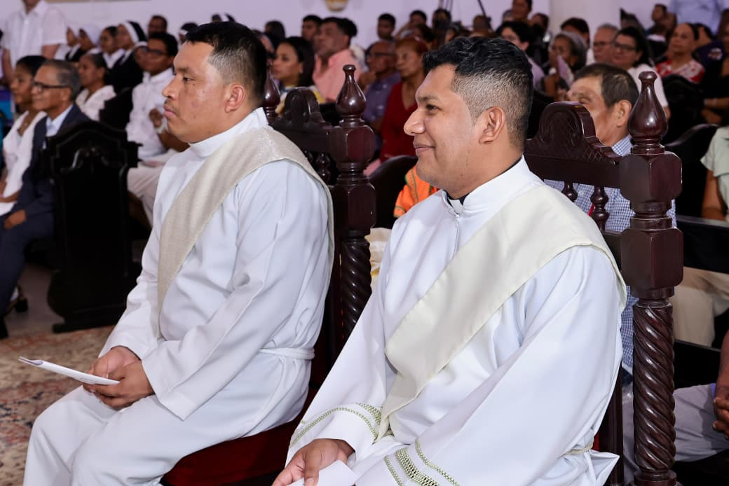 Tres nuevos sacerdotes agustinos son ordenados en Penonomé