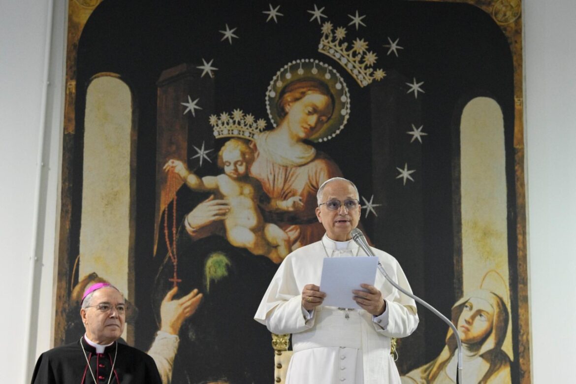 El Papa León XIV en Pompeya: “El Rosario devuelve continuamente nuestra vida a Jesús”