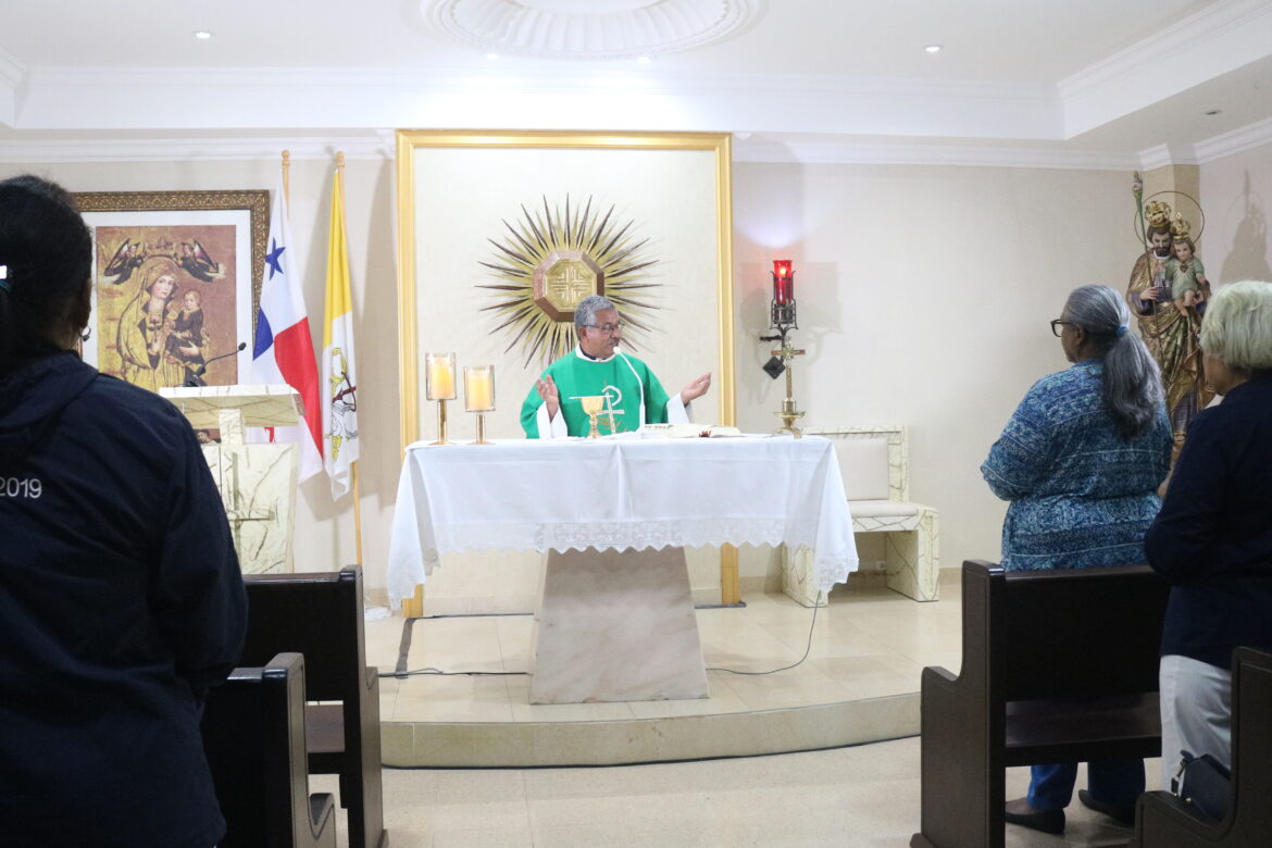 Iglesia en Panamá se une en oración por la santificación de los sacerdotes