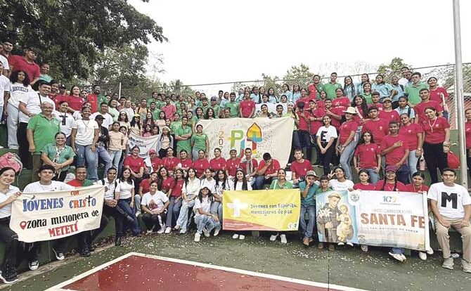 Jóvenes avivan su fe en Darién