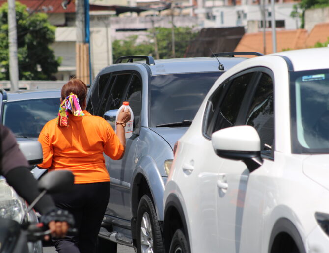 La Marea Naranja sale a las calles para llevar esperanza