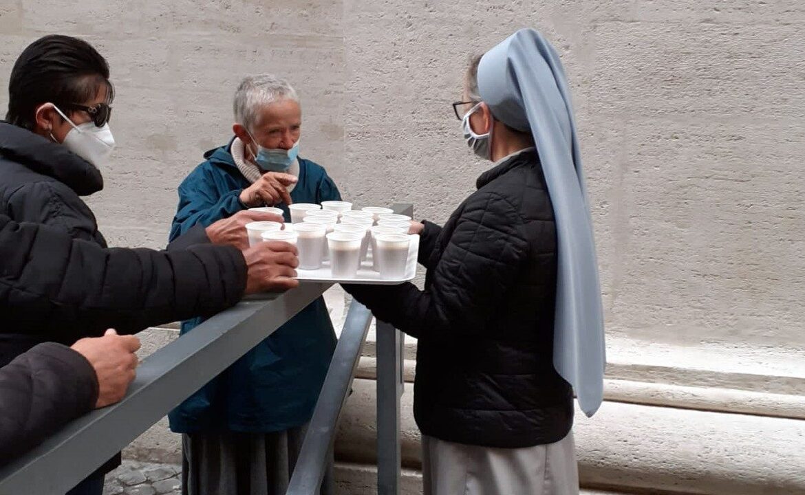 Las duchas de San Pedro: un gesto de dignidad para quienes viven en la calle