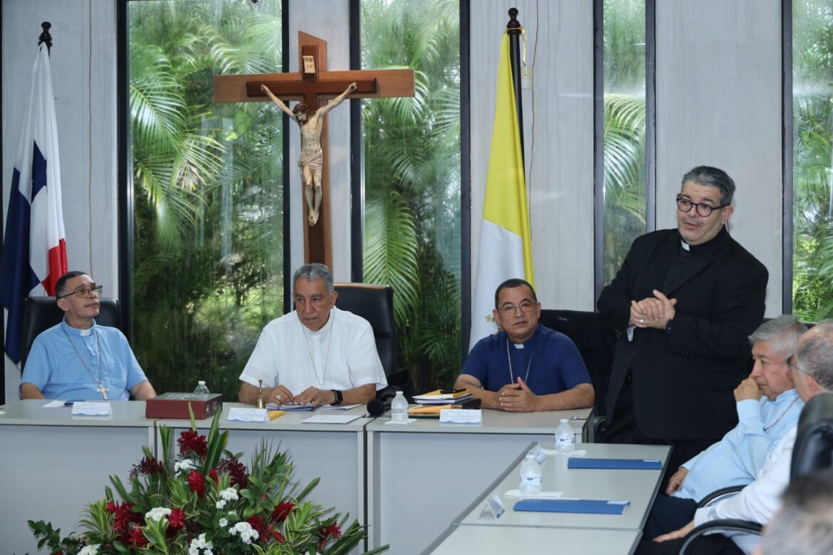 Obispos profundizan en la sinodalidad, la formación del clero y el futuro de la educación en Panamá