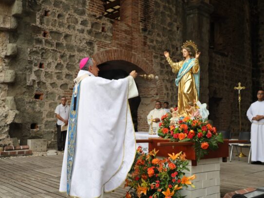 Panamá Viejo inicia sus fiestas patronales y Jubileo por los 50 años de la Parroquia Nuestra Señora de la Asunción