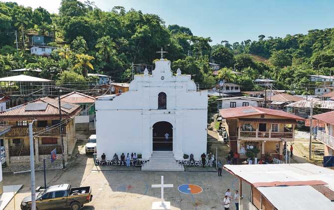 Iglesia Fortín de Chimán y sus familias protegen su patrimonio con respaldo legal